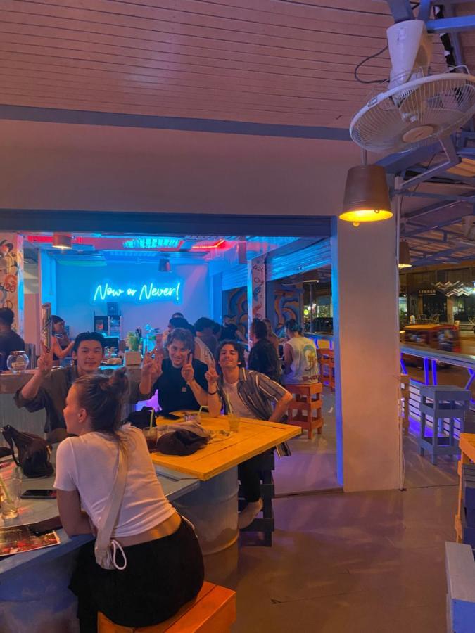 Ao Nang Bodega Krabi 호스텔 외부 사진